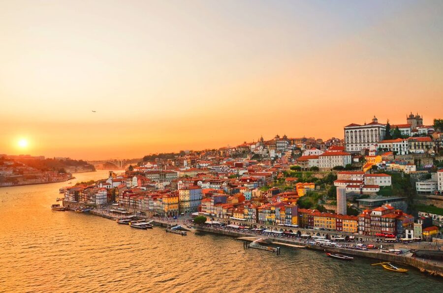 Porto: Tuk Tuk Sunset Tour with Glass of Port Wine - Pair this with the rest of your Porto day