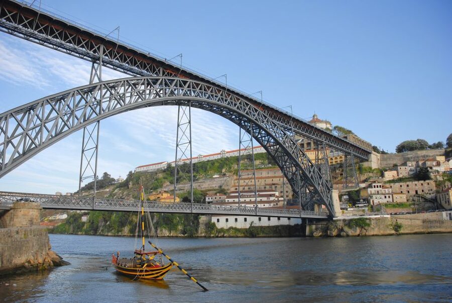 Porto: Tuk-Tuk Tour, Douro River Cruise, and Wine Tasting - How the Port tasting fits your Porto trip style