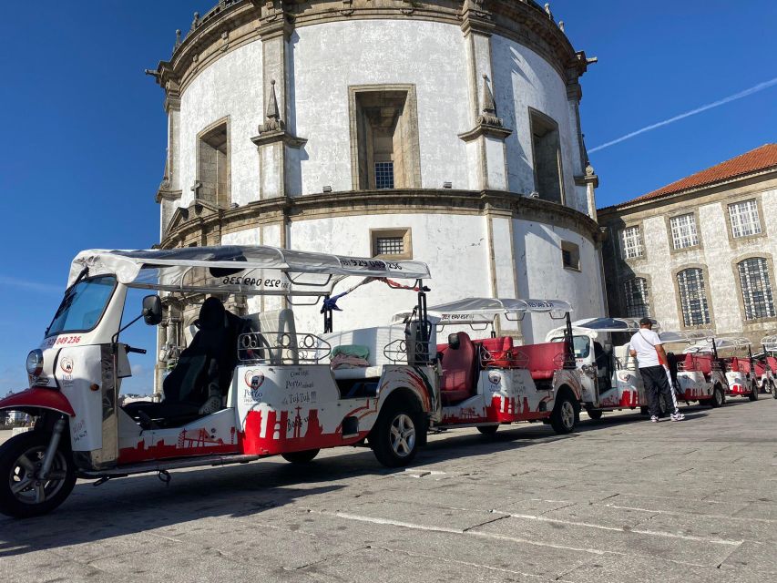 Porto: Tuk tuk Tours with Port Wine Tasting - Accessibility and who this tour fits best