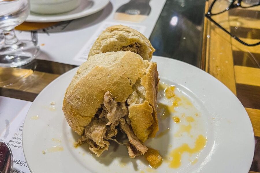 Porto: Walking Dinner Tour with Family-Owned Restaurants - Meeting the City Through a Family-Run Tasca