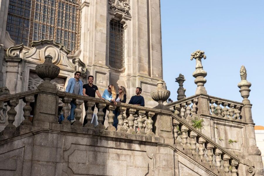 Porto: Walking Tour, Lello Bookshop, Boat and Cable Car - What to look for in your guide (and why names matter)