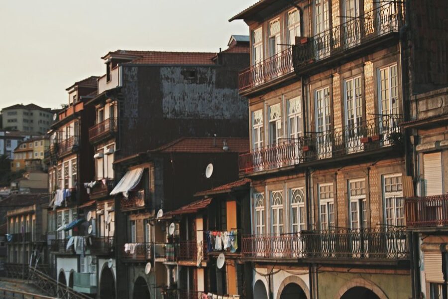 Porto Walking Tour of the city centre in small-groups - Porto city-centre in 150 minutes, with a real sense of direction