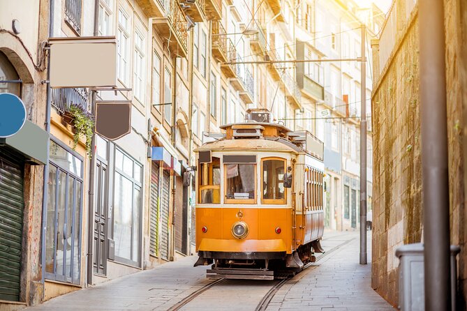 Porto Walking Tour, you cannot miss it! (small-groups) - Miradouro da Vitória: the viewpoint that makes Porto make sense