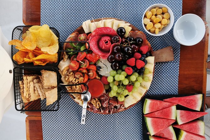 Porto: Wine and cheese tasting on a sailboat on the Douro River - Who This Sailboat Tasting Is Best For