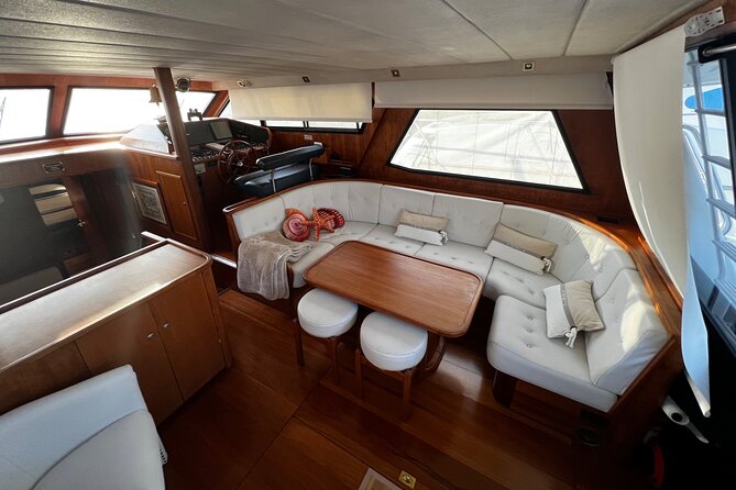 Premium Yacht Tour on the Douro - Price and value: $455.20 per group, up to 6