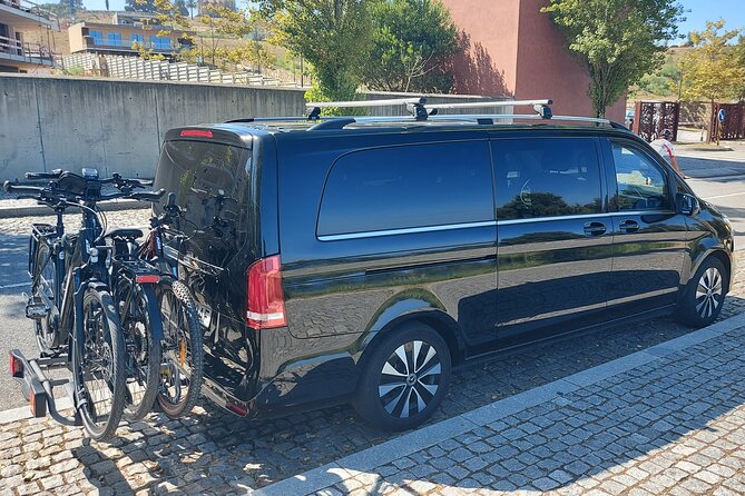 Private Airport Transfer from the Airport to Porto - Meet-and-greet, welcome sign, and clear pickup flow