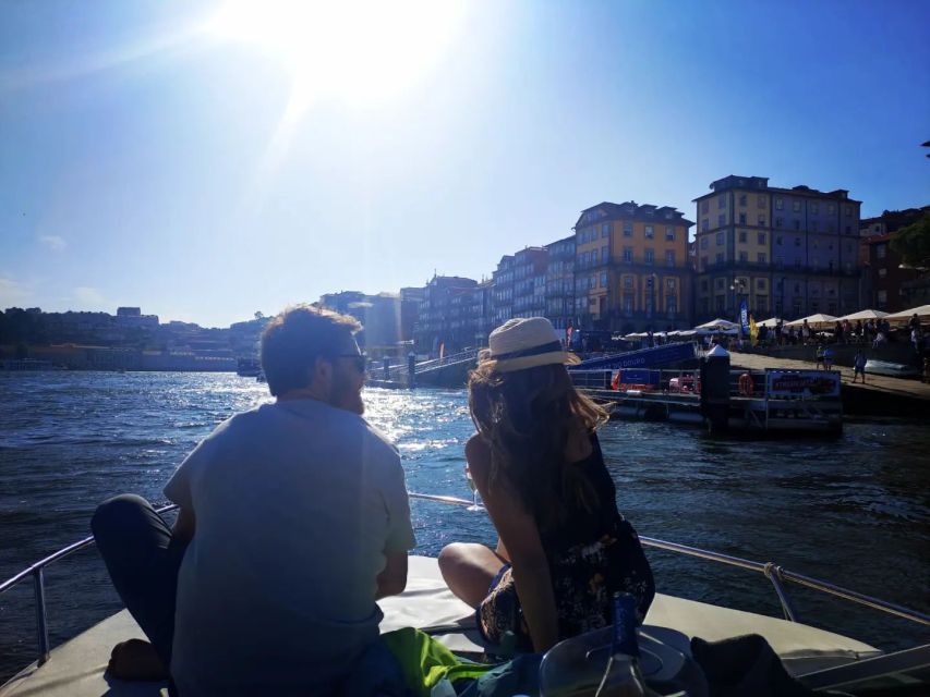 Private Boat Tour 6 Bridges 1h30, group price up to 6px - The route that matters: the Douro mouth to Infante D. Henrique Bridge