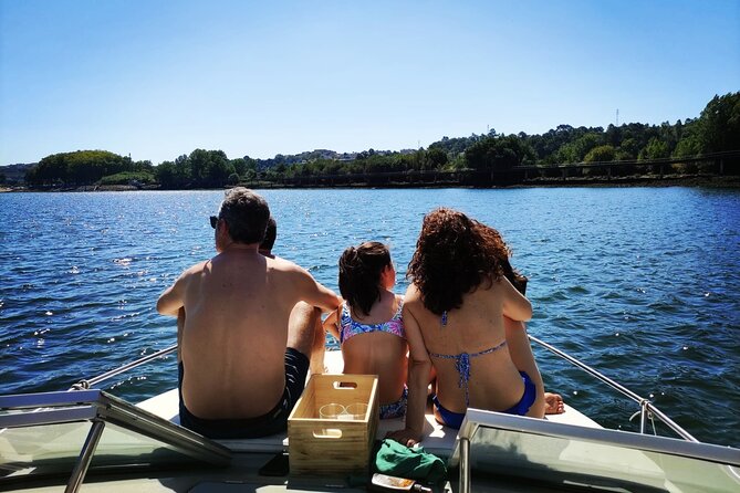 Private Boat Tour 6 Bridges and Ribeira option Sunset up to 6px - Ribeira and Gaia terraces: where the photo stops become real