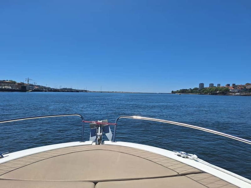 Private Boat Tour in Porto with Portuguese Tapas Option - Price and value: what $84 per person really covers