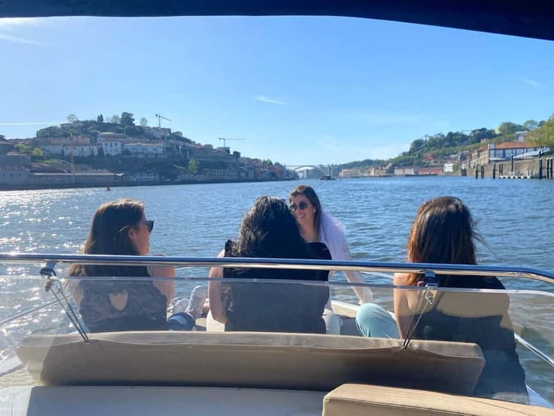 Private Boat Tour in Porto with Portuguese Tapas Option - The 2-hour loop: tracing the city through Porto’s six bridges