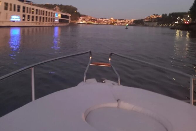 Private Boat Tour on the Douro River at Sunset - The itinerary, step by step: what each pass is really for