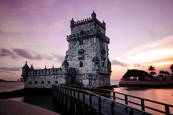 Private Car Transfer from Porto to Lisbon with 2 hours for sightseeing - Your driver: local insights, English help, and clear limits