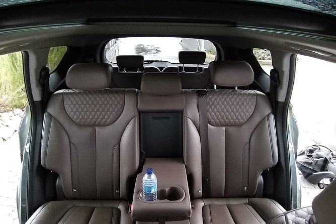 Private Chauffeur Service and Executive Car Hire - 4 Hours Custom - 24/7 Service in Porto: When It Matters Most