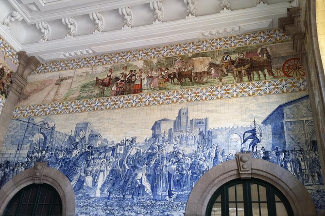 Private off the beaten Walking Tour Porto with a local expert - A private Porto route that makes the city click