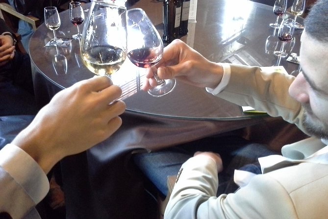 Private off the beaten Walking Tour Porto with a local expert - Livraria Lello: priority access, but plan for the ticket