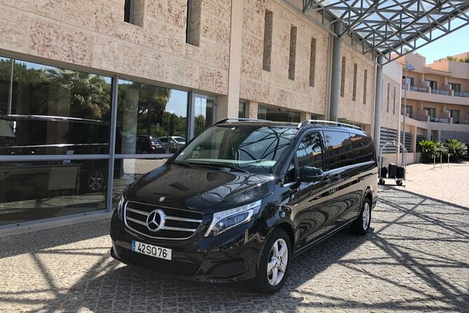 Private Porto Airport and Hotel Transfer - How Pickup Works at OPO, With Flight Details and a Name-Board