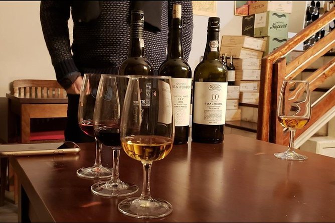 PRIVATE Porto food & wine tour - How the Stops Work: From Centenary Shops to Classic Bite Counters