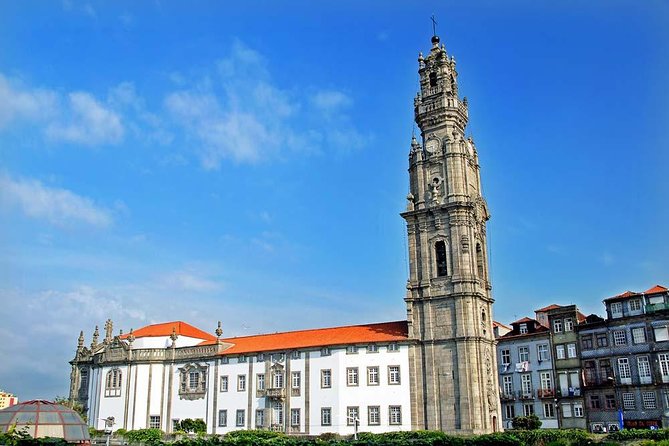 Private Porto Secrets Walking Tour + Personal Port Wine Tasting - Stop 3: Catedral do Porto, the structure behind the beauty