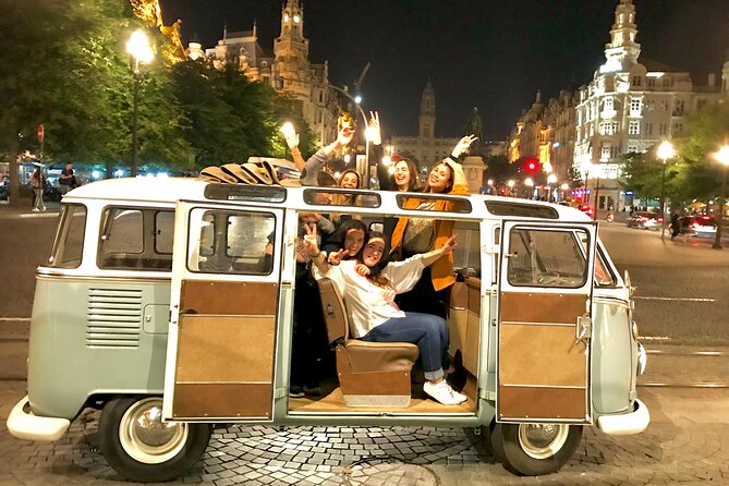 Private Porto Sightseeing by Vintage VW Kombi (up to 8 people) - Serra do Pilar, Santa Catarina, and Vitória miradouros in one tight run