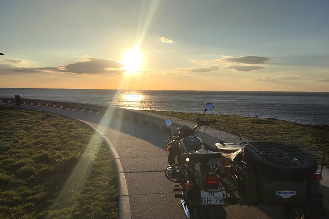Private Sidecar Sunset & Drinks! - Stop 2: Massarelos blue tiles along the river to the ocean