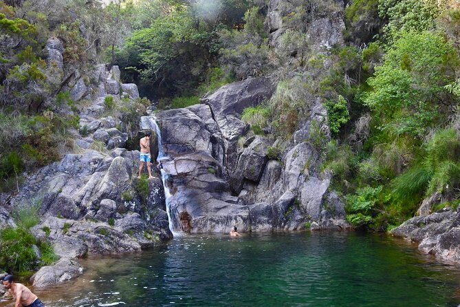 Private Tour of the Natural Waterfalls and Lagoons of Gerês - FAQ