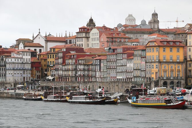 Private Tour: Porto City and Wine Tasting - Livraria Lello stop: the bookshop moment you can’t ignore