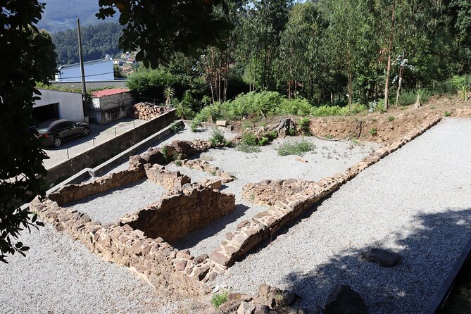 Private Tour to Arouca 516 Bridge and Passadiços do Paiva - Santa Maria Monastery: Romanesque architecture with guided context