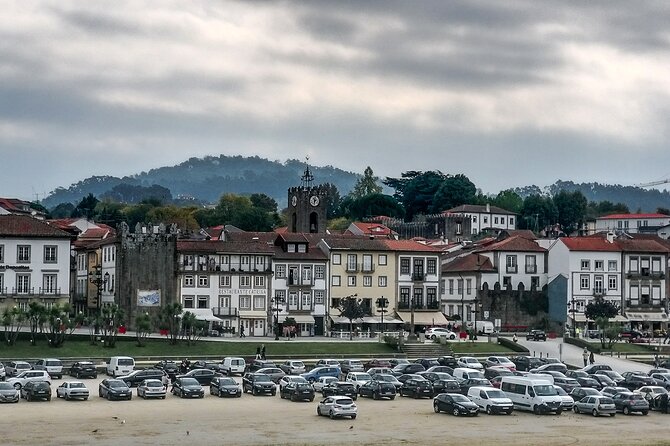 Private tour to Ponte de Lima, Vinho Verde region - Getting there in comfort from central Porto and Gaia