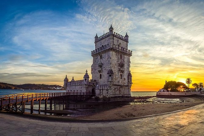 Private transfer from Oporto to Lisbon or Lisbon to Oporto - Fátima or Óbidos as Your Second Add-On
