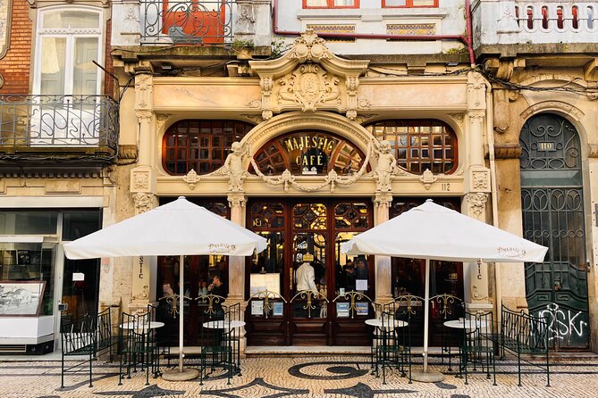 Private Walking Tour in Porto with Optional Lello Bookshop Ticket - Price and logistics: what $114.14 really buys you