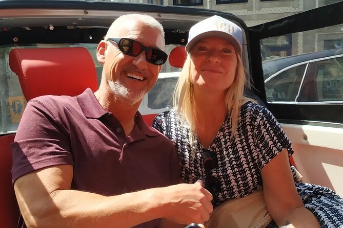 Ride through romantic Foz in an eco-friendly car - Meeting at Rua do Infante D. Henrique, then heading downhill to the Douro