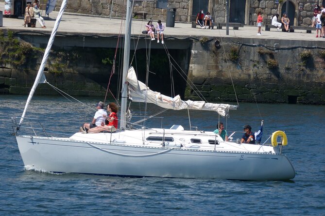 Sailing boat trip on the coast of Porto and on the river Douro - Does it feel like sailing, or mostly cruising?