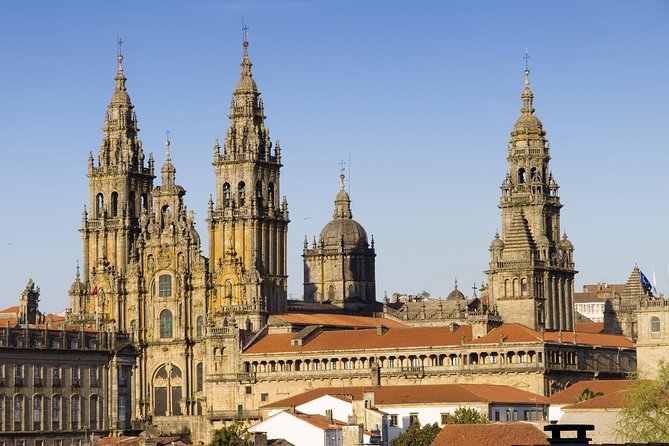 Santiago de Compostela & Valença do Minho - from Porto - Who should book this Santiago and Valença day trip