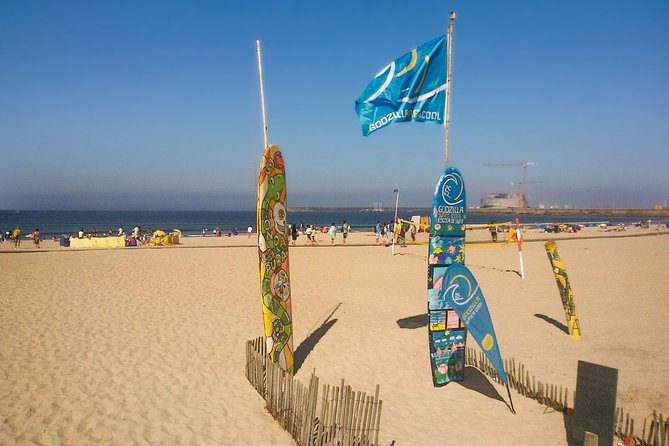 Self-guided tour Bike + Surf - Parque da Cidade: the calm Porto reset after the beach