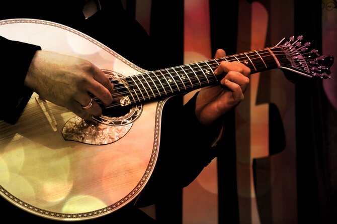 Semi Private Oporto Fado Show with Dinner - Why This Semi Private Fado Dinner Works for a First Porto Night