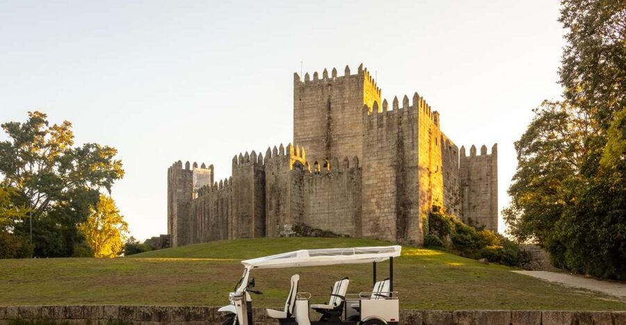 Sightseeing Tours by Electric Tuk-Tuk in Guimarães - Pickup, Start, and Finish: Making the Tour Fit Your Day