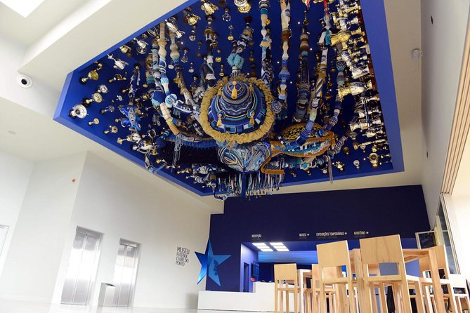 Skip the Line: FC Porto Museum & Tour - Audio and languages: using the app and optional guides
