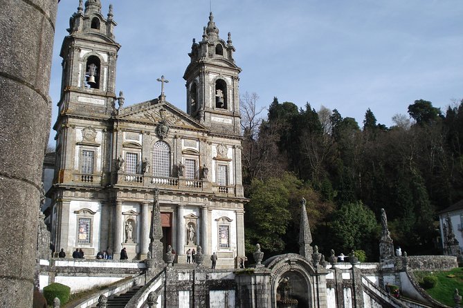 Small-Group Braga Half-Day Tour with Bom Jesus Sanctuary - Getting to Bom Jesus do Monte: the car transfer and the funicular ride
