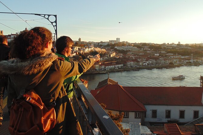 Small-group Porto's Roots Walking Tour - Stop 3: Miradouro da Vitória, Jewish community memory, and 1800s conflict