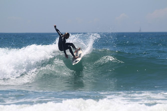 Surf Lesson for Beginners - Private Groups - Praia de Ofir in Esposende, and why this lesson is set up to work