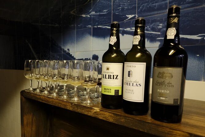 Taste of Porto: The Ultimate Full Meal Portuguese Food Tour - Avenida dos Aliados, the Perfect Place for Bifana
