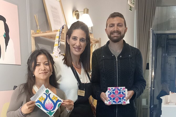 Tile Painting and Cocktails in Downtown Porto - Acrylic Painting, Quick Sealing, and When You Can Take It Home