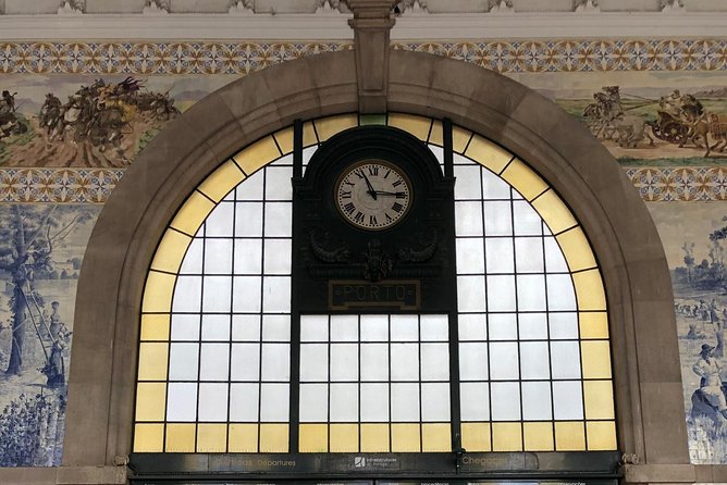 Tour HD Porto 4 hours - São Bento Railway Station tiles: 1900 to 1916, and still the star
