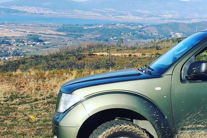 Tour to the Waterfalls in 4x4 full day - The Comfort of a Small-Group 4x4 From Porto
