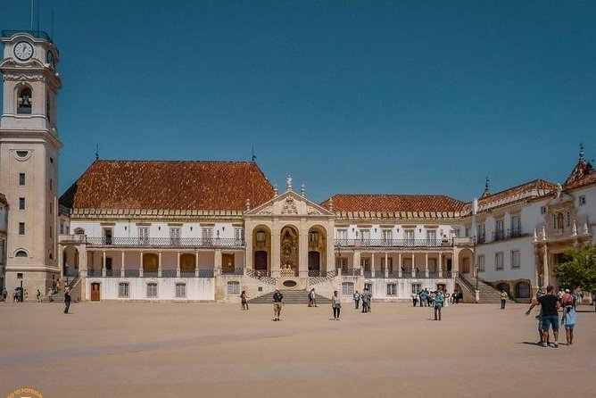 Tour / transfer Lisbon - Porto or Porto Lisbon with tour - Fatima sanctuary visit: focused time at a major spiritual destination