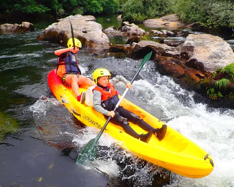 Viana do Castelo: Kayak Tour at Lima River - Safety on the Lima River: monitor in the water plus support vehicle