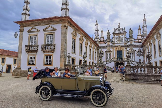 Vintage car ride in Vila Real - Key things to know before you go
