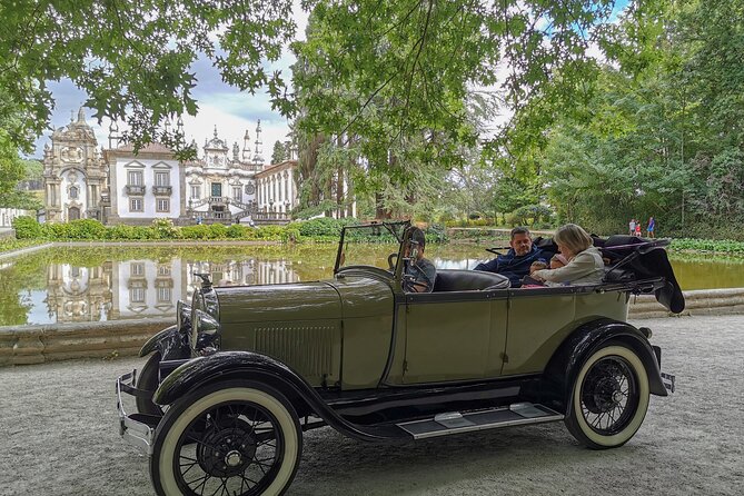 Vintage car ride in Vila Real - Entering Casa de Mateus: palace, gardens, and viewpoint time