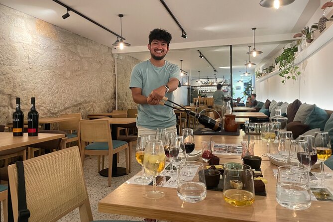 Wine tasting of 5 Port Wines with a Sommelier - Practical tips before you go