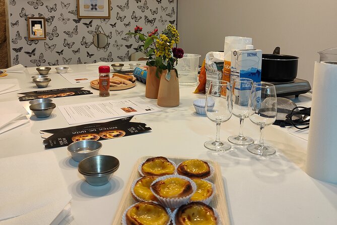 Workshop Nate Pastel and Cocktails in Porto - While It Bakes: Cocktails, Music, and a Very Social Wait
